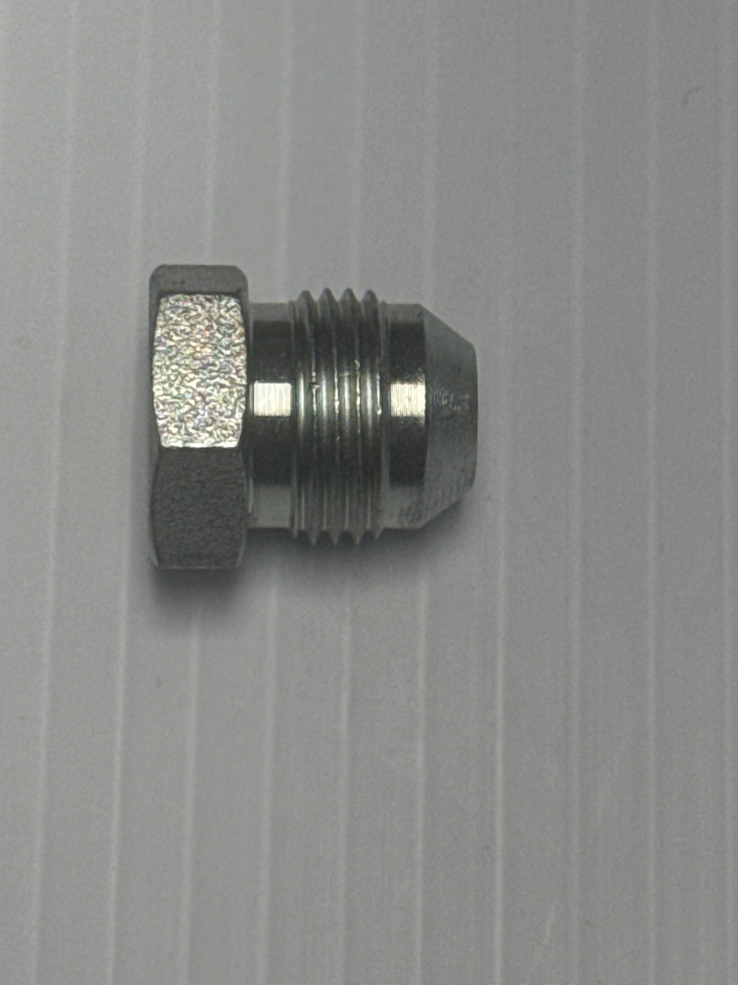 AD8MJ PLUG