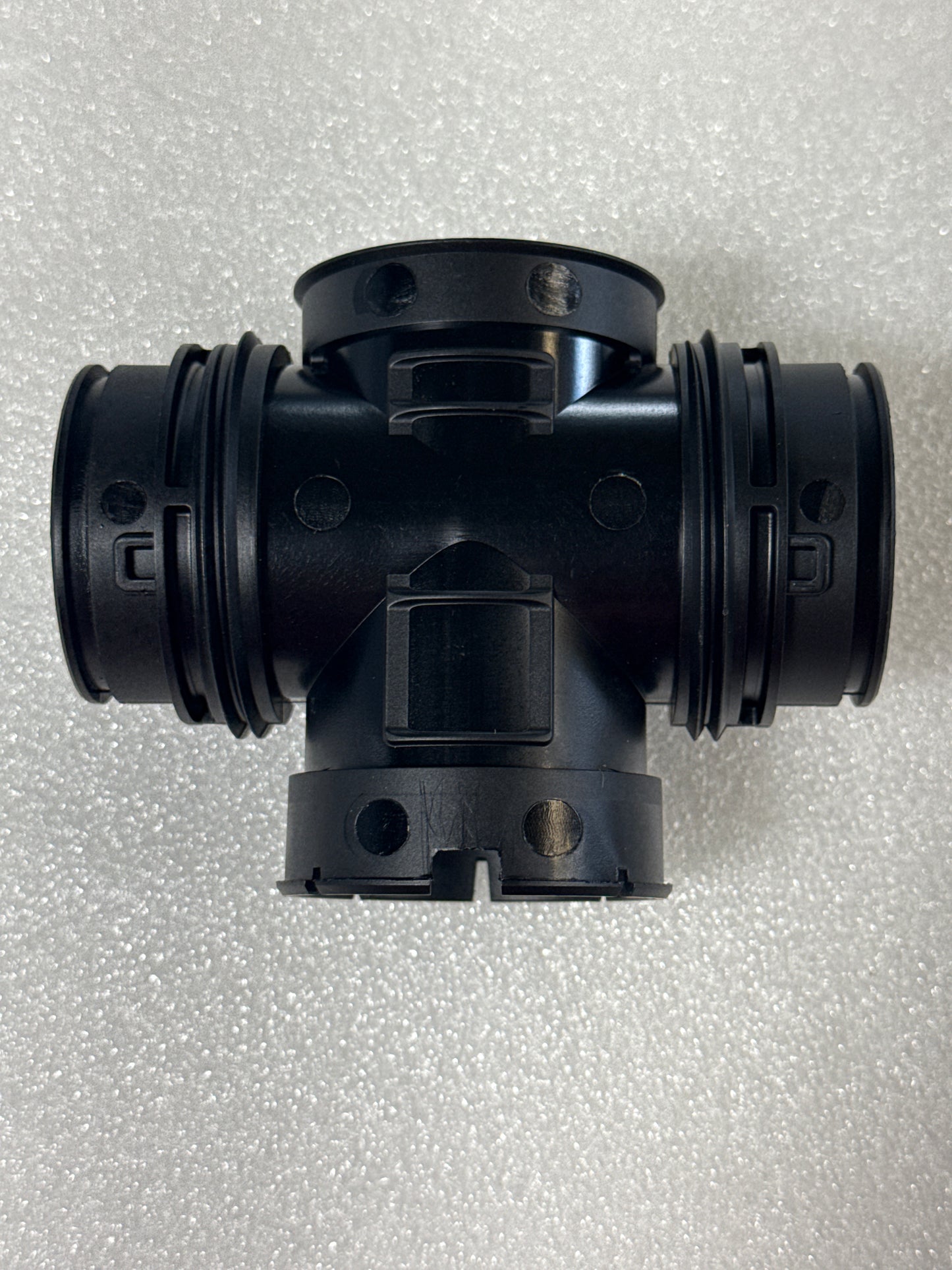 T100 Spray Tank Y-Tee Part