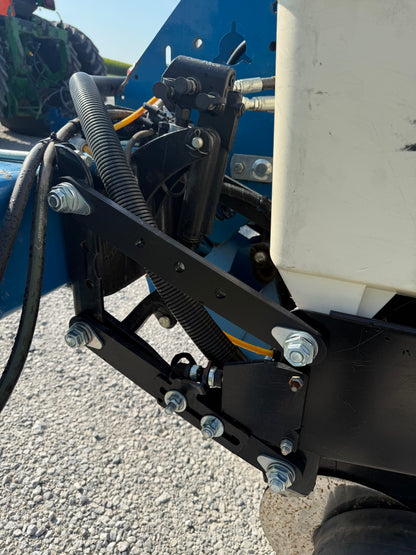 Kinze 3200 Wing Fold 12 Row Planter