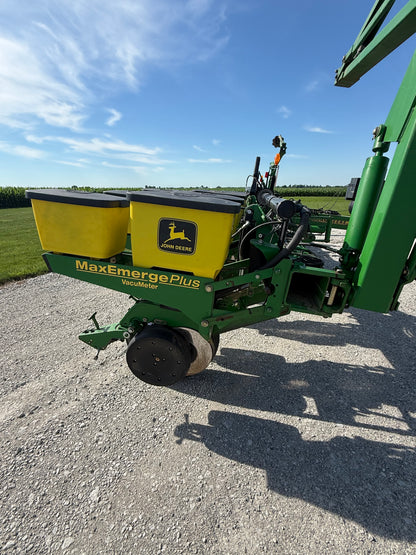 John Deere 1760 - 12 Row