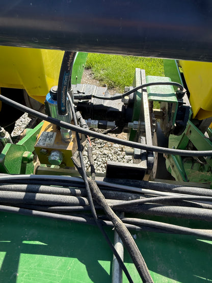 John Deere 1760 - 12 Row