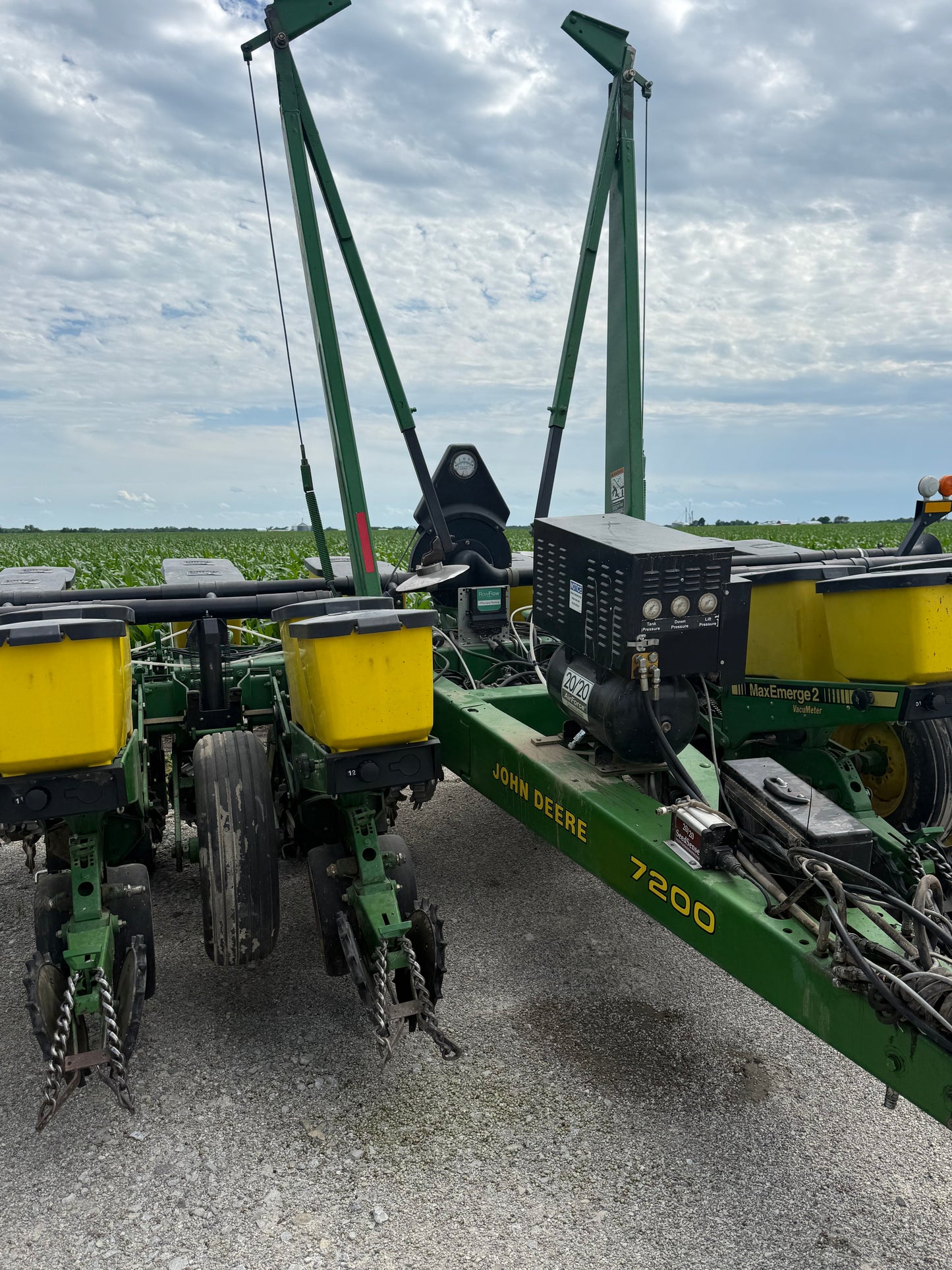 John Deere 7200 - 12 Row