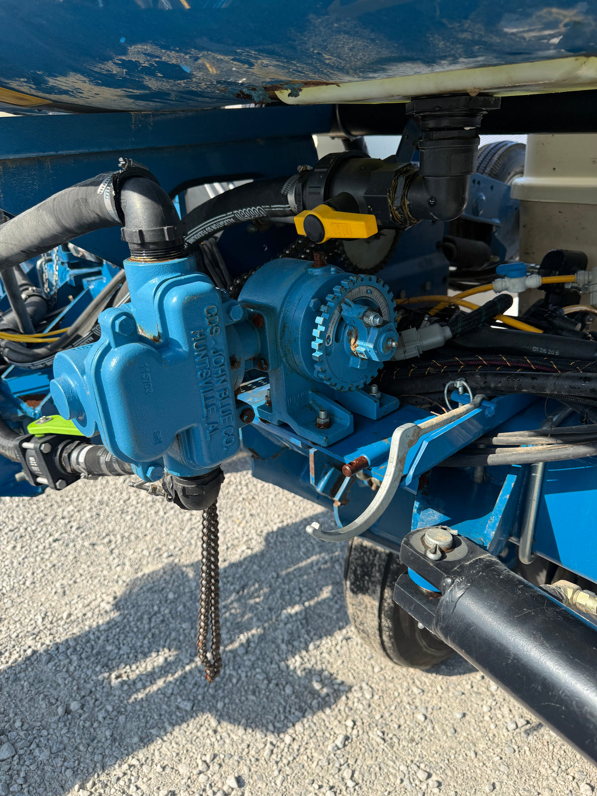 Kinze 3200 Wing Fold 12 Row Planter