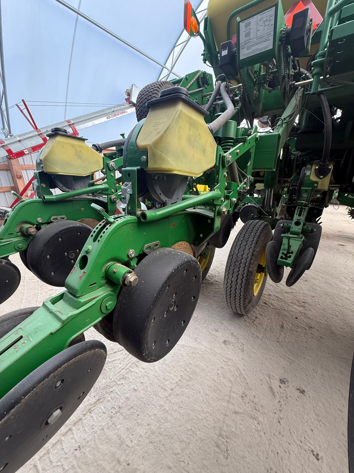 John Deere 1790- 12/23