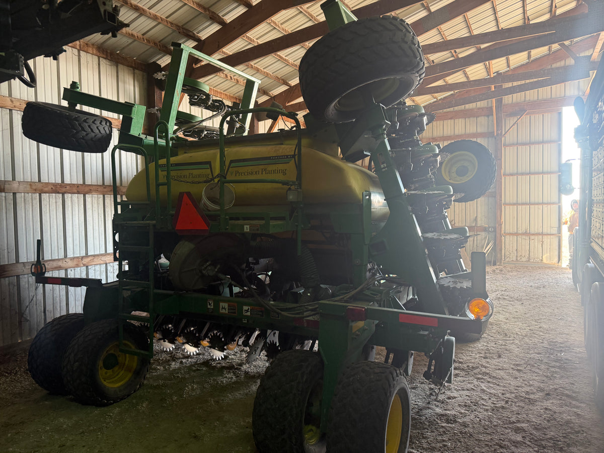 2013 John Deere 1990CCS